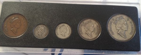 Canada-RCM--1908-1998-Antique-Finish-90th-Anniversary-Set